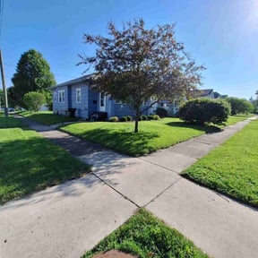 yard service by Worry No Mow Lawn and Landscaping reviewed on December 12, 2025