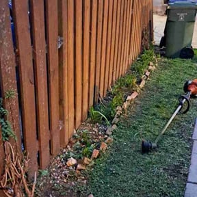 Flower Bed Weeding by Fedele Lawn Care reviewed on October 19, 2025