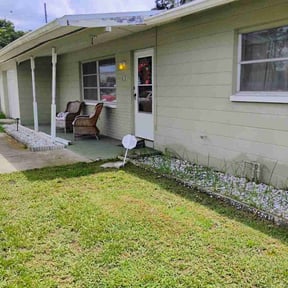 Flower Bed Weeding by VOW Services reviewed on November 6, 2025