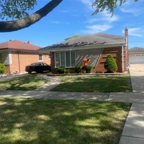 Bush Trimming by A Closer Look Residential Inspections LLC reviewed on August 13, 2025
