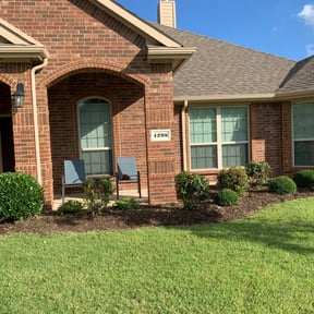 Bush Trimming by WhaleyScapes lawn services reviewed on August 16, 2025