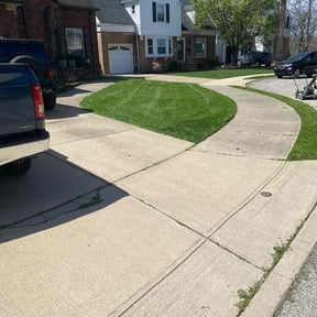 lawn service by JD Koller Property Maintenance reviewed on May 11, 2024