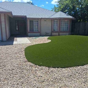 Flower Bed Weeding by Bahnick services reviewed on April 13, 2026