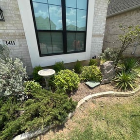 Bush Trimming by Willie Lawn Care and More LLC reviewed on October 19, 2025