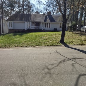 Leaf Removal by Fredrick  Miller reviewed on November 24, 2023