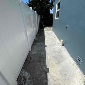 Leaf Removal by D&amp;D Lawn Care&amp; Maintenance reviewed on September 25, 2025