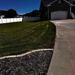 lawn service by Sosa's Lawn Care &amp; Design LLC reviewed on August 18, 2025