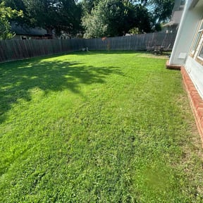 residential landscaping by Lawnz Unlimted reviewed on August 18, 2025