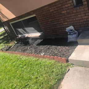 Flower Bed Weeding by Neely’s lawn care reviewed on August 19, 2025