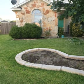 Bush Trimming by Imb Lawn Care reviewed on August 20, 2025