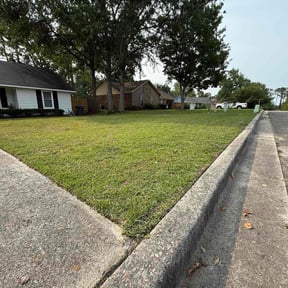 yard care by Dparker Lawn service LLC reviewed on August 18, 2025