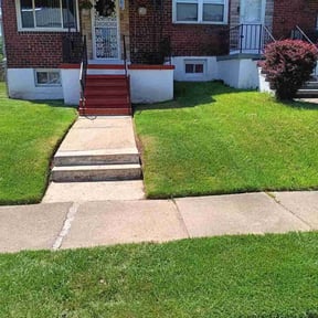 grass cutting by JoJo property services LLC reviewed on May 16, 2023