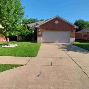 landscape maintenance by GrassFX Lawn Care reviewed on August 20, 2025