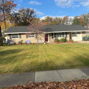 turf maintenance by Jhdlawncare reviewed on April 25, 2024