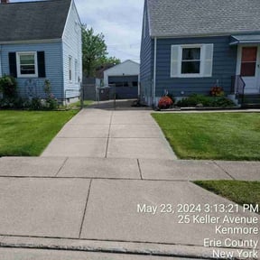 landscape maintenance by Alfaro’s Lawncare reviewed on December 30, 2025