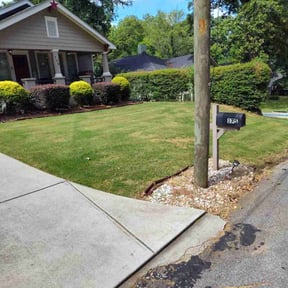 yard service by Mowtivated Landscaping reviewed on August 19, 2025
