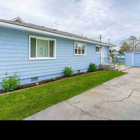 yard service by Zdc Pool Company reviewed on August 19, 2025