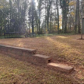 Leaf Removal by Roger waddle service llc reviewed on November 22, 2025