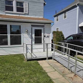 yard service by Overtime landscaping reviewed on August 17, 2025