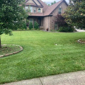 residential landscaping by Neely’s lawn care reviewed on August 17, 2025