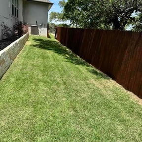 Leaf Removal by Elaine Lawncare reviewed on July 24, 2026