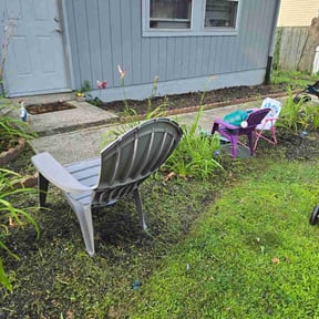 Flower Bed Weeding by North Gaston Lawncare reviewed on July 29, 2026