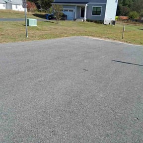 Bush Trimming by JJ Lawn Care reviewed on November 19, 2025