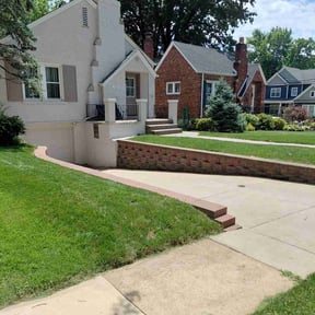yard service by Smith Solves Situations LLC reviewed on August 21, 2025