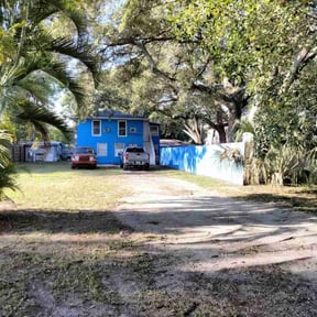 Leaf Removal by BB Lawncare reviewed on August 18, 2025