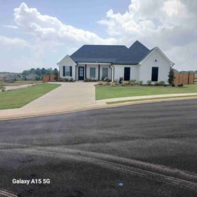 landscaping by Lawn and Property reviewed on August 18, 2025