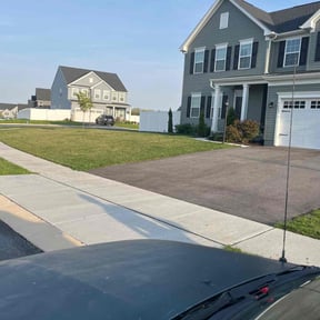lawn care services by Mackie’s Lawn Care & Handyman Service reviewed on August 20, 2024