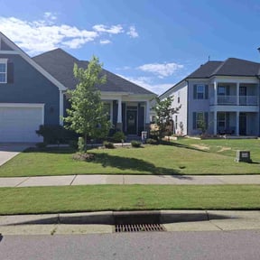 yard work by SRH Lawn and Shrubs reviewed on December 9, 2025