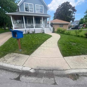 residential landscaping by Stetty's Lawn LLC reviewed on August 21, 2025