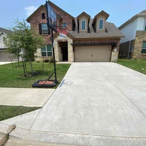 landscaping by Trimmed and True reviewed on November 23, 2025