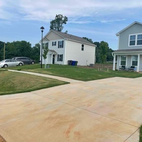 grass maintenance by MCL All Around Services, LLC reviewed on August 1, 2024