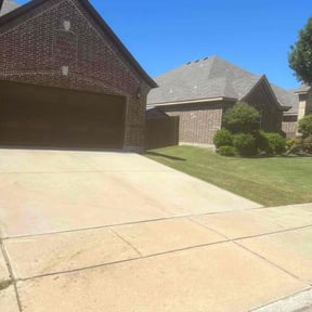 grass maintenance by GAC Lawn Care reviewed on March 8, 2024