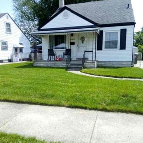 yard work by Kyle Yacko reviewed on August 15, 2025