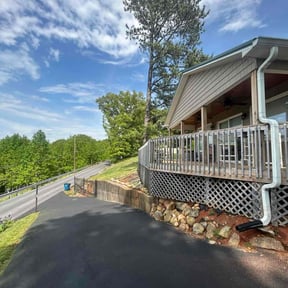 landscaping by Tiaras Lawn care reviewed on August 17, 2025