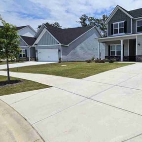 landscaping by Oxendine's LawnCare reviewed on August 20, 2025