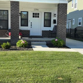 Flower Bed Weeding by Takemori Handyman Services reviewed on August 18, 2025