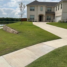 landscaping by Yard pro reviewed on September 21, 2023