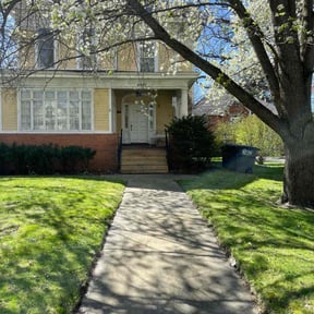 yard service by Miracle Lawn Bros reviewed on May 10, 2024