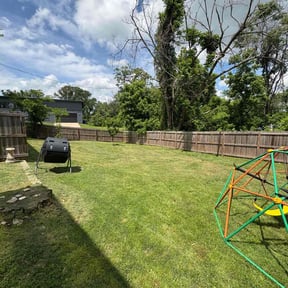 gardening service by LD's Lawn Care reviewed on August 20, 2025