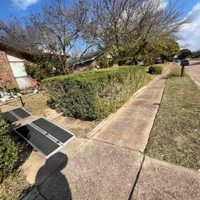 Bush Trimming by Grass Masters reviewed on November 18, 2025