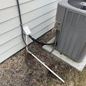 Flower Bed Weeding by Yard Bandit Lawn Services reviewed on August 16, 2025