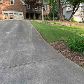 gardening service by Operation Mow, LLC reviewed on August 18, 2025
