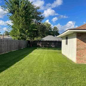 gardening service by Greg's Landscaping reviewed on August 18, 2025