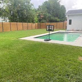 yard care by Gary Guzman reviewed on August 17, 2025
