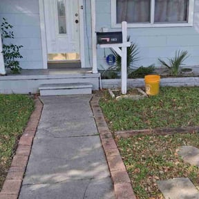 Leaf Removal by A+ Student Lawn Care reviewed on September 23, 2025