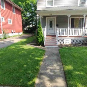 lawn care services by A Cut Above reviewed on June 4, 2025